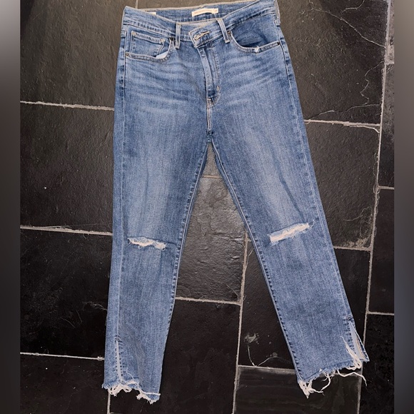 Levi High Rise Straight 724 size 29 Jeans - Picture 2 of 4